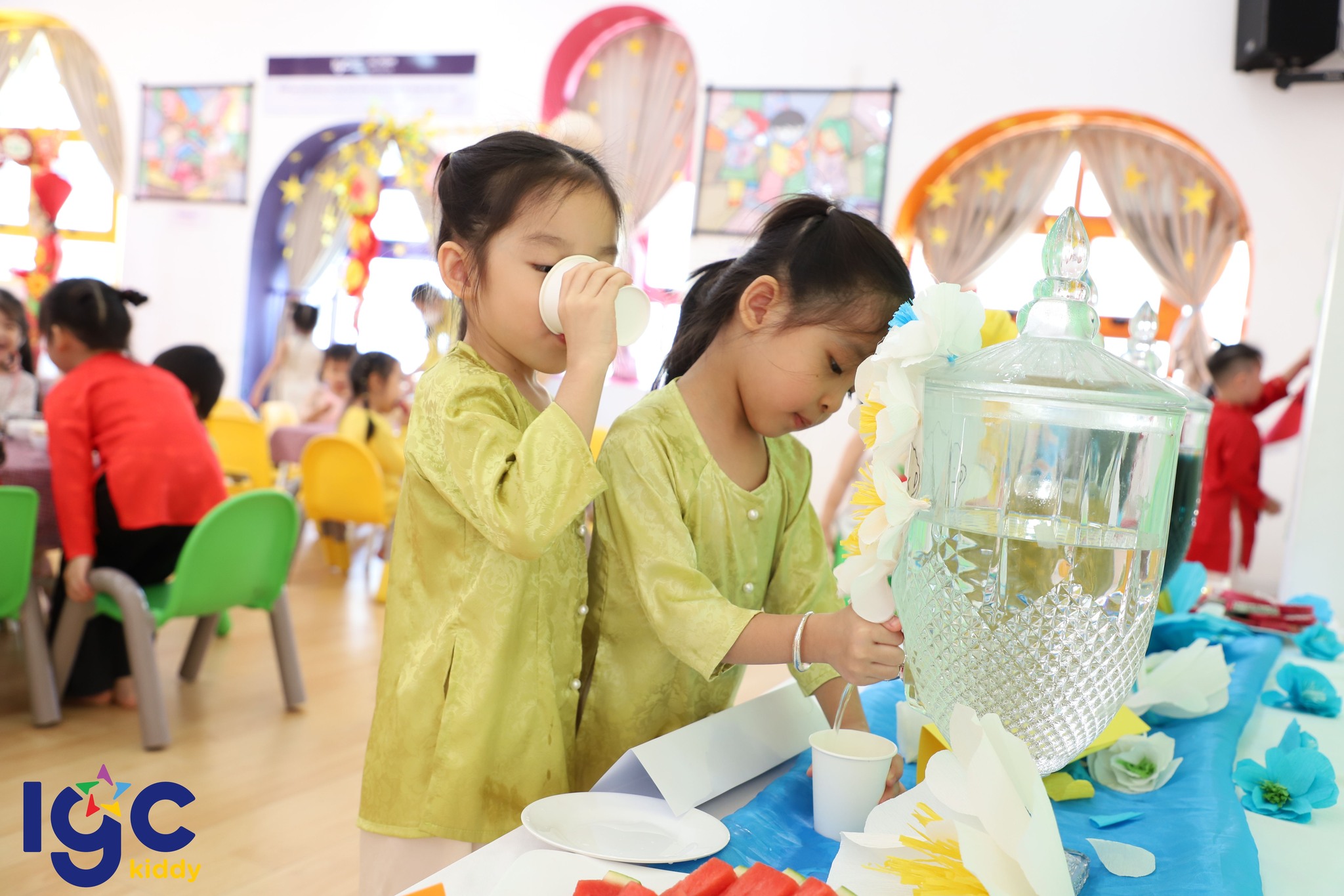 BỮA TIỆC BUFET SẮC MÀU MÙA XUÂN