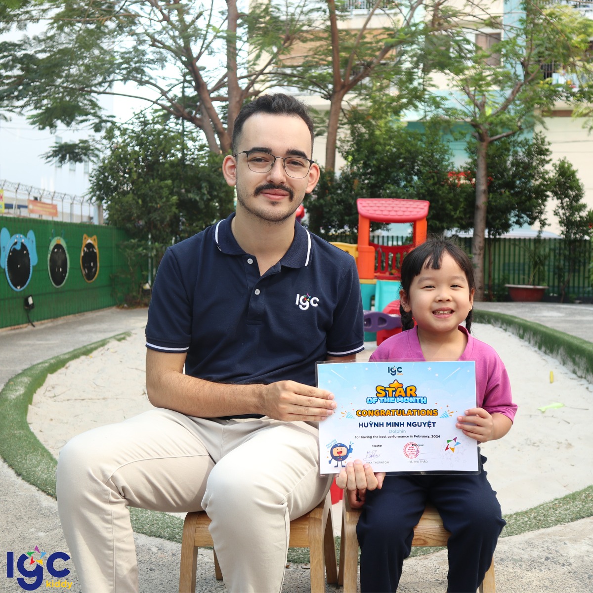 STAR OF THE MONTH – NGÔI SAO CỦA THÁNG