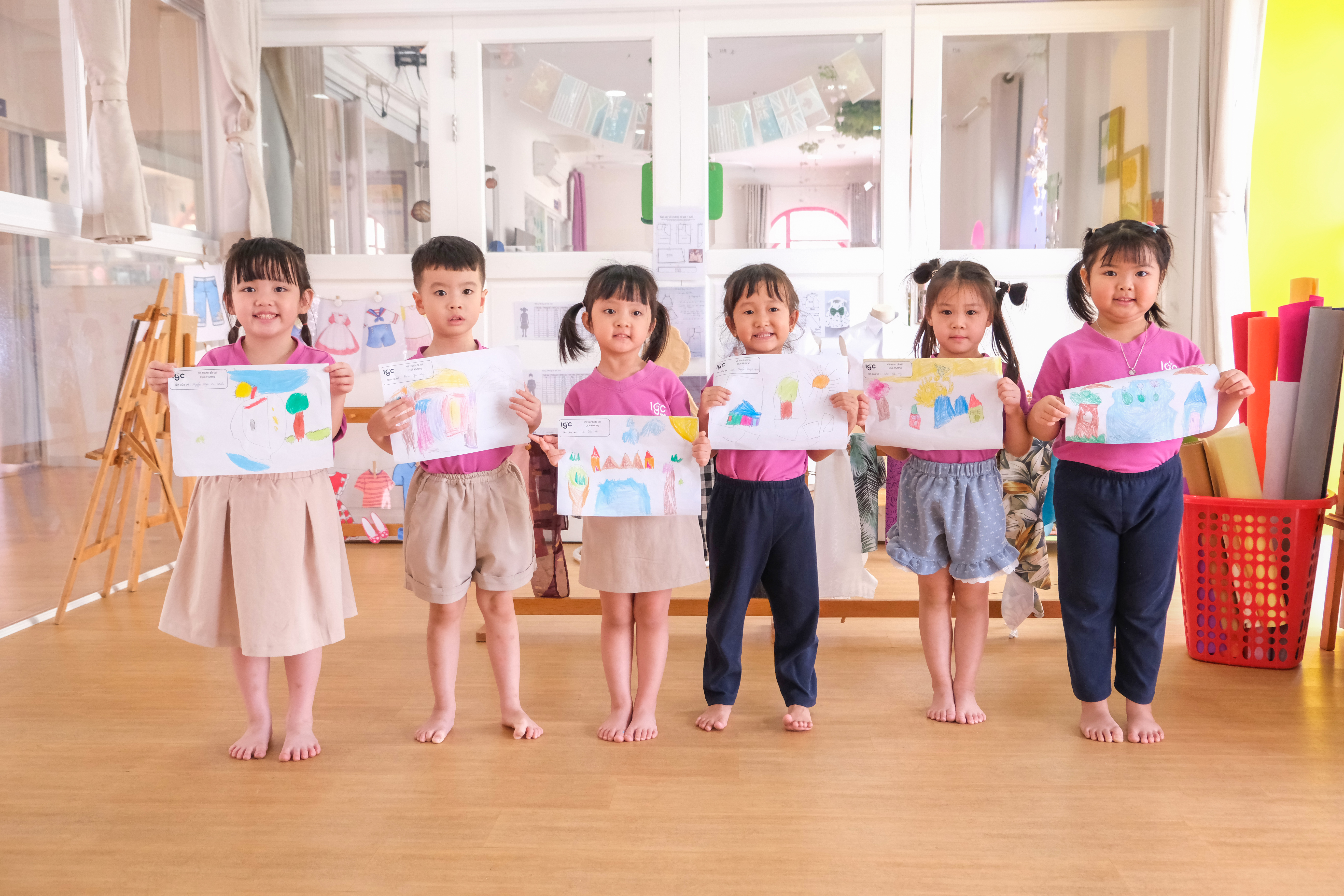 GIỜ HỌC VẼ TRANH “QUÊ HƯƠNG TRONG MẮT CON” – IGC KIDDY QUẬN 3