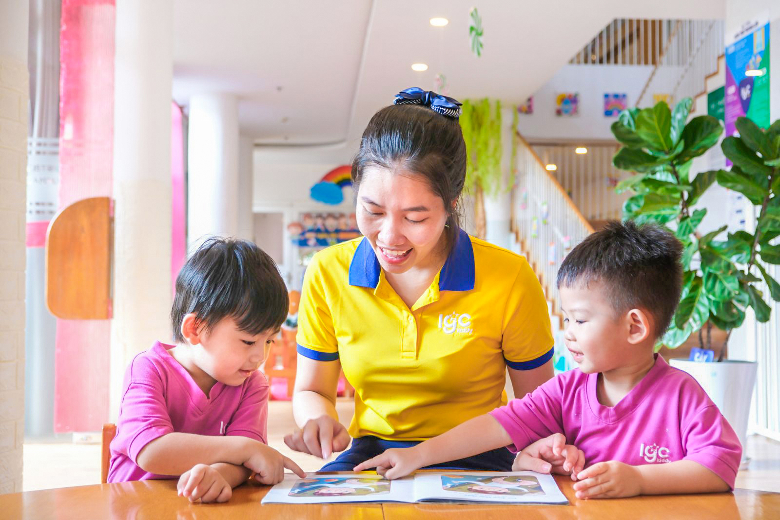 Một ngày của bé ở trường