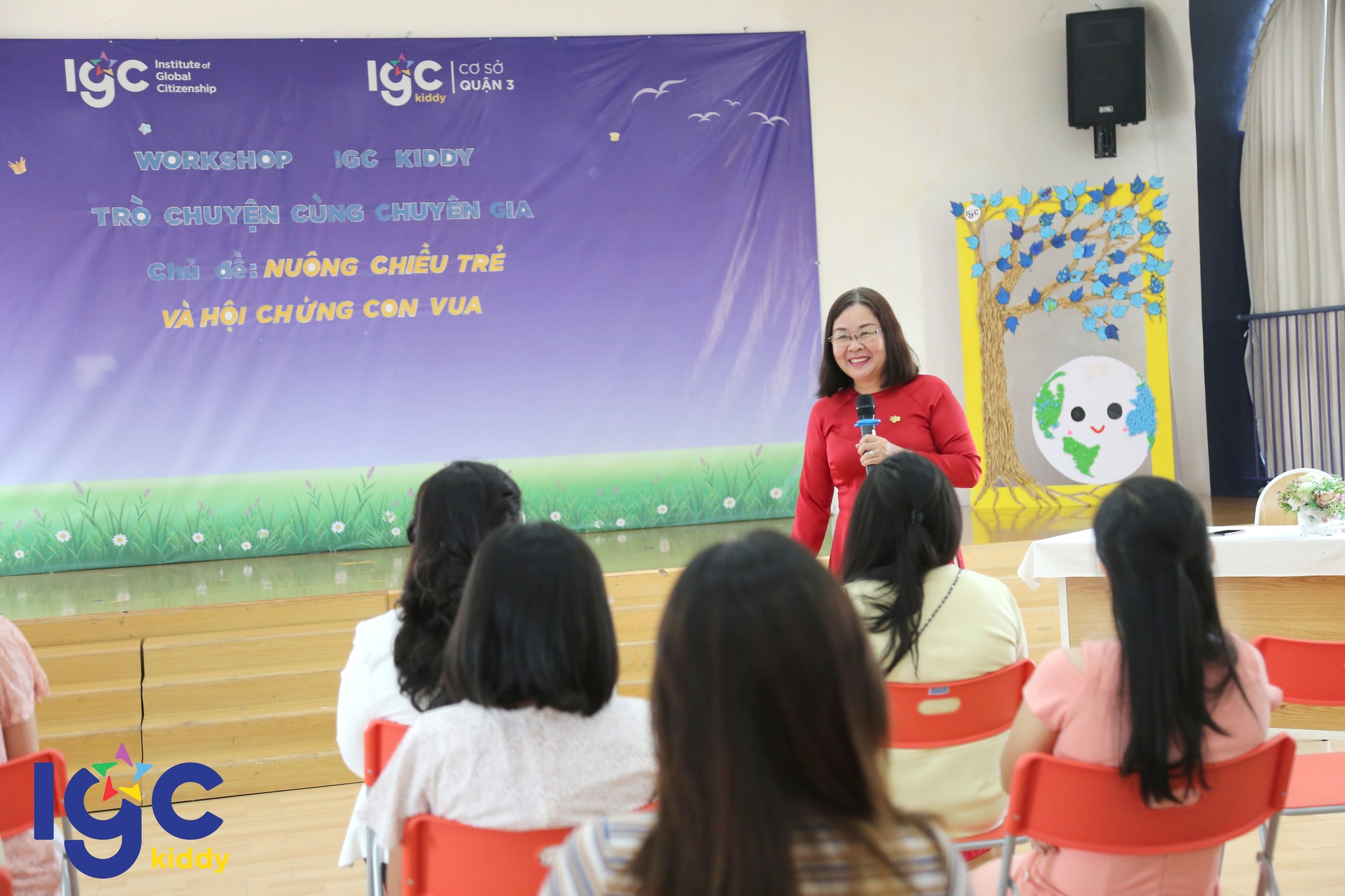 WORKSHOP NUÔNG CHIỀU TRẺ VÀ HỘI CHỨNG "CON VUA"