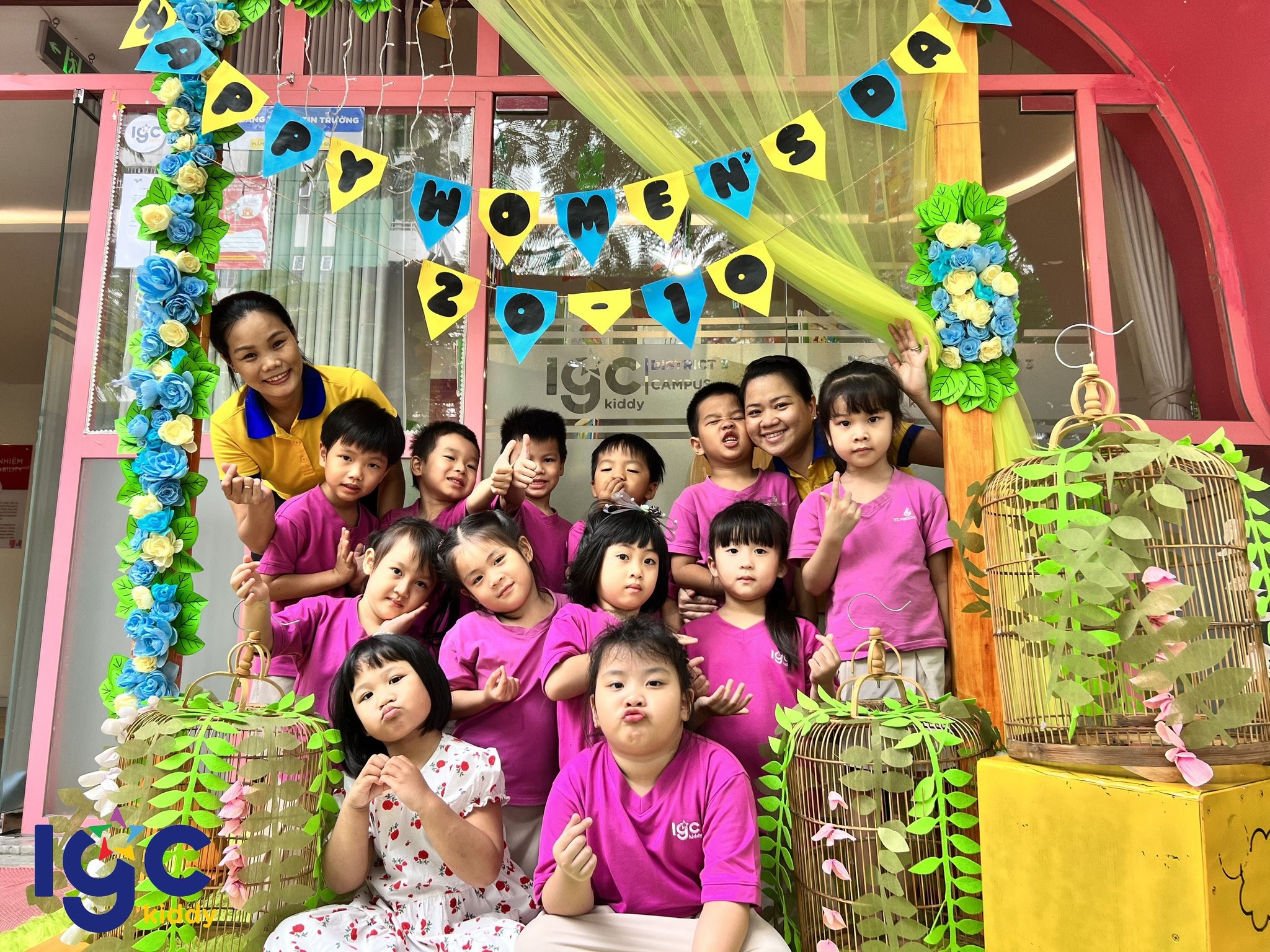 HAPPY VIETNAMESE WOMEN'S DAY