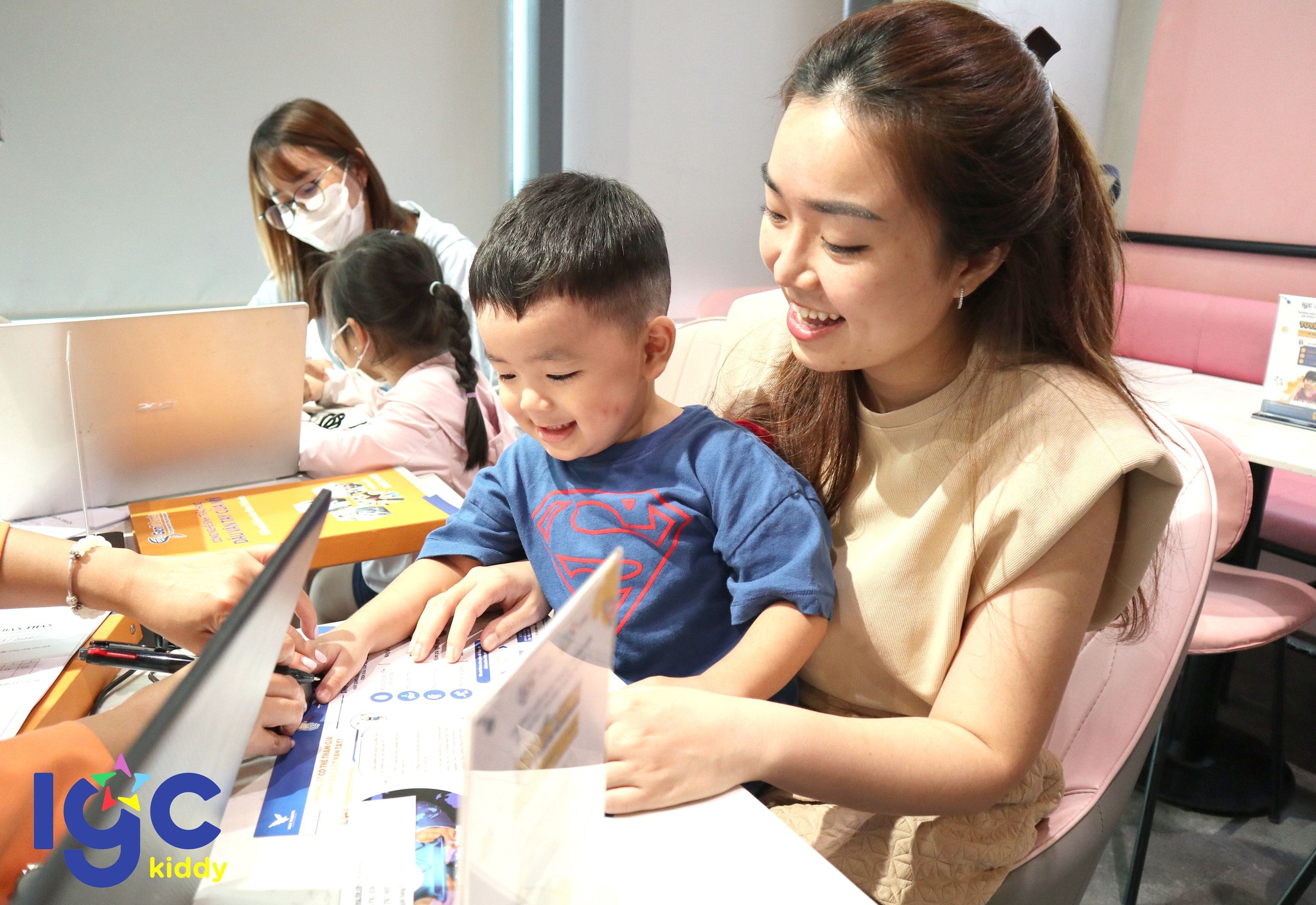 WORKSHOP "SINH TRẮC VÂN TAY - ĐỊNH HƯỚNG TƯƠNG LAI" CHO BÉ