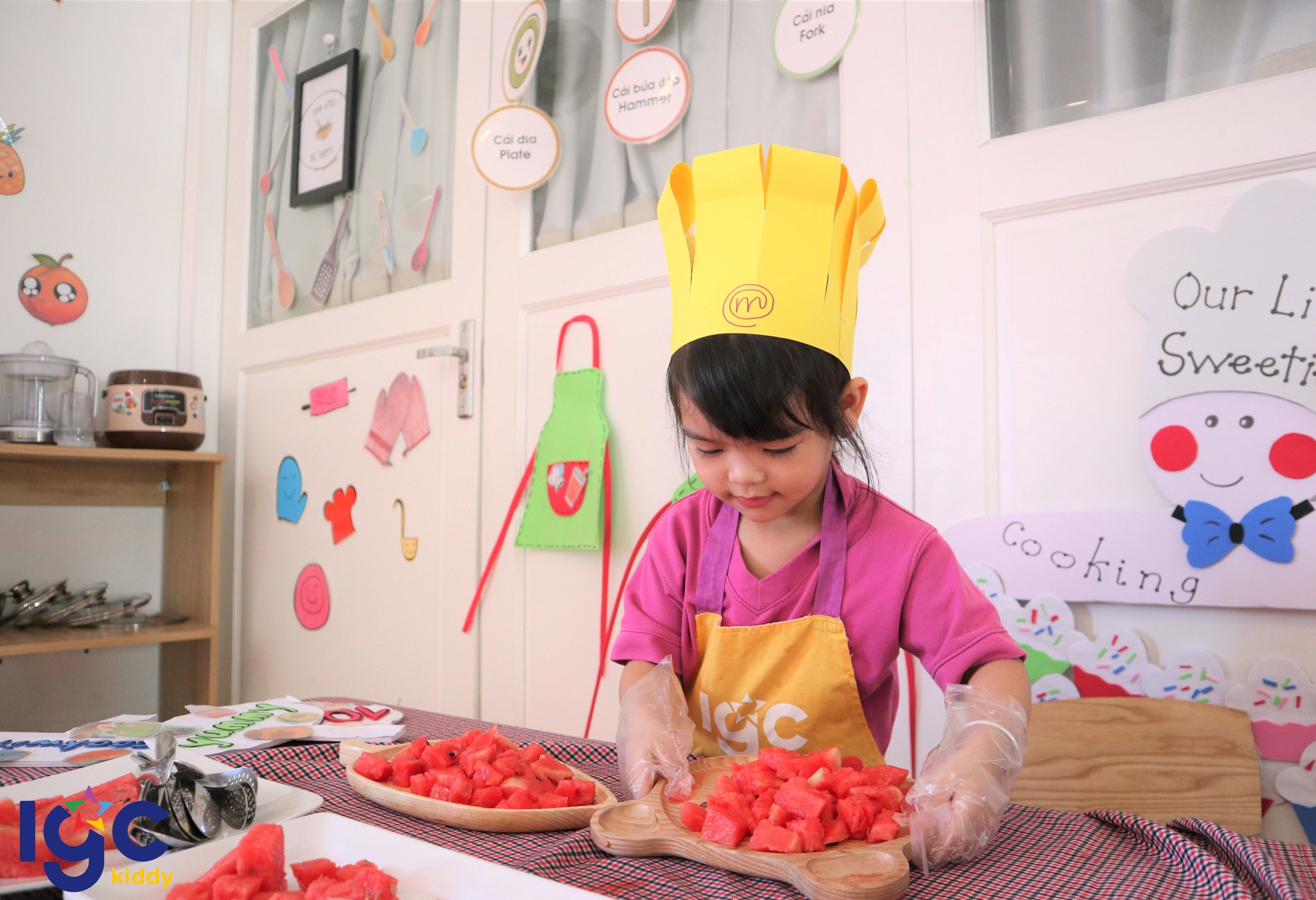 GIẢI NHIỆT MÙA HÈ - LÀM KEM CÙNG BÉ