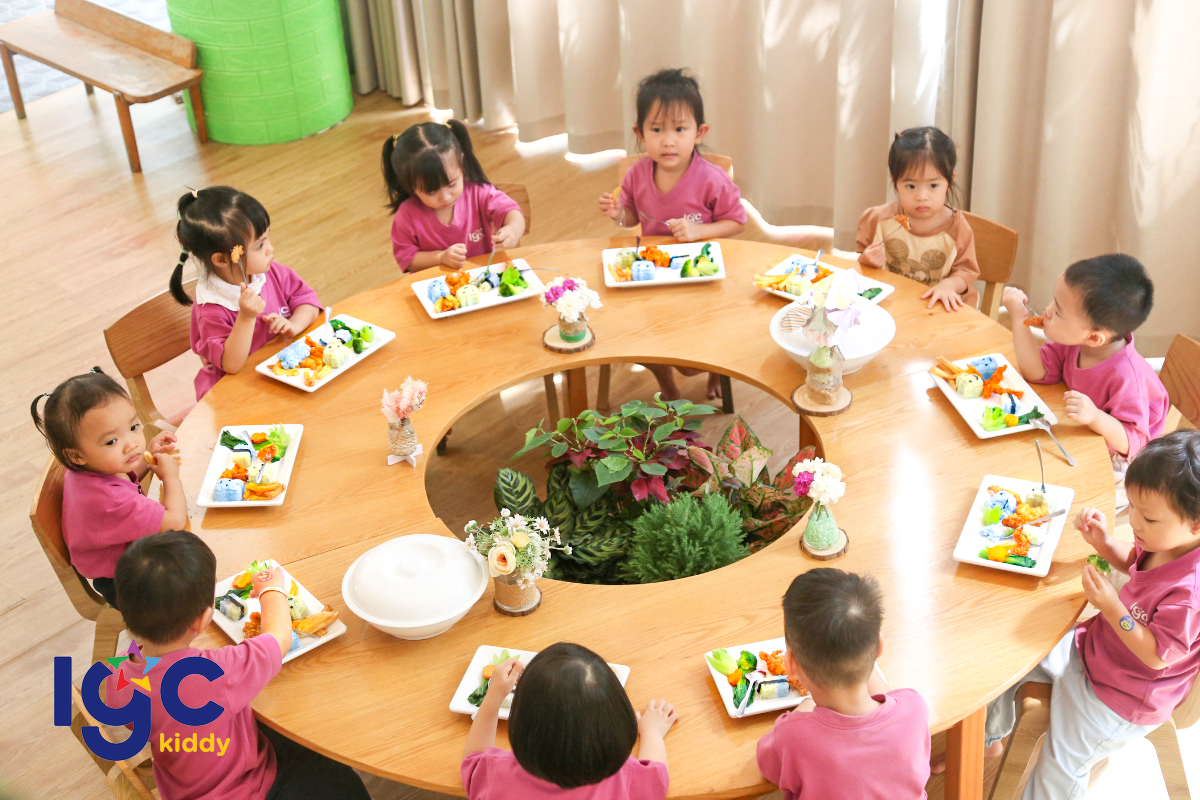 BỮA TRƯA VUI VẺ - CƠM BENTO" CHO SỰ PHÁT TRIỂN TỐT ĐẸP CỦA BÉ YÊU